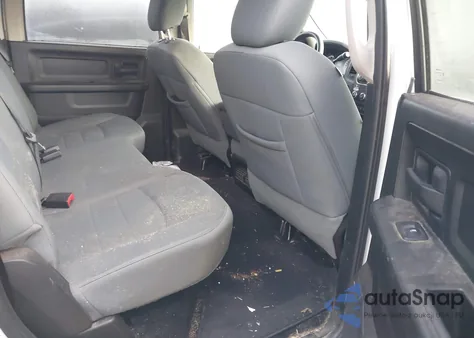 2014 Ram 1500 St z USA, uszkodzony, nr VIN 1C6RR7KT9ES103952